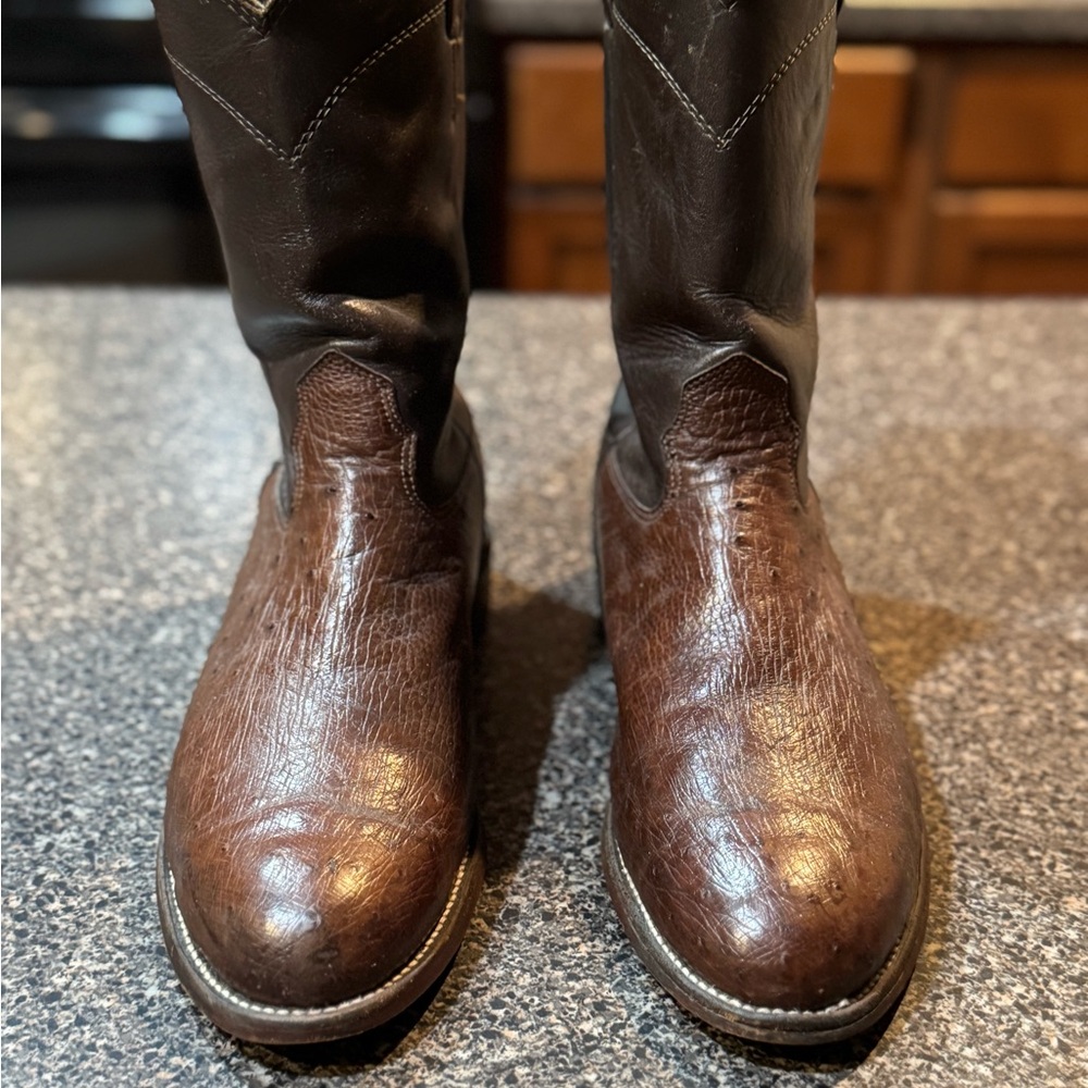 Larry Mahan brown smooth ostrich rompers size 9.5D (more like a 10)